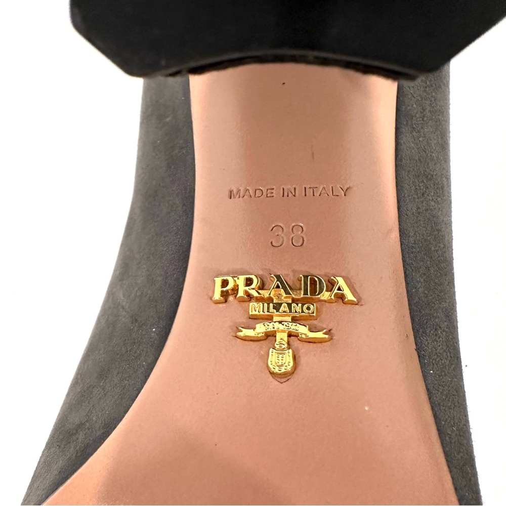 Prada Grey Suede Leather Round Square Closed Curved Block Heel Pumps EU 38 US 8 - Picture 13 of 13